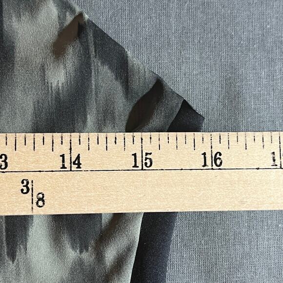 Varley Sherman Sports Bra Womens Medium Gray Camouflage Medium Support Racerback - Picture 8 of 8